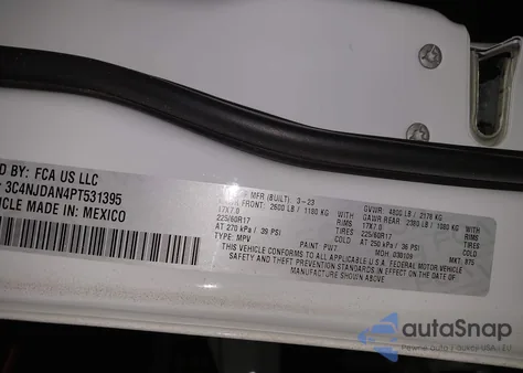 2023 Jeep Compass Sport 4X4 z USA, uszkodzony, nr VIN 3C4NJDAN4PT531395